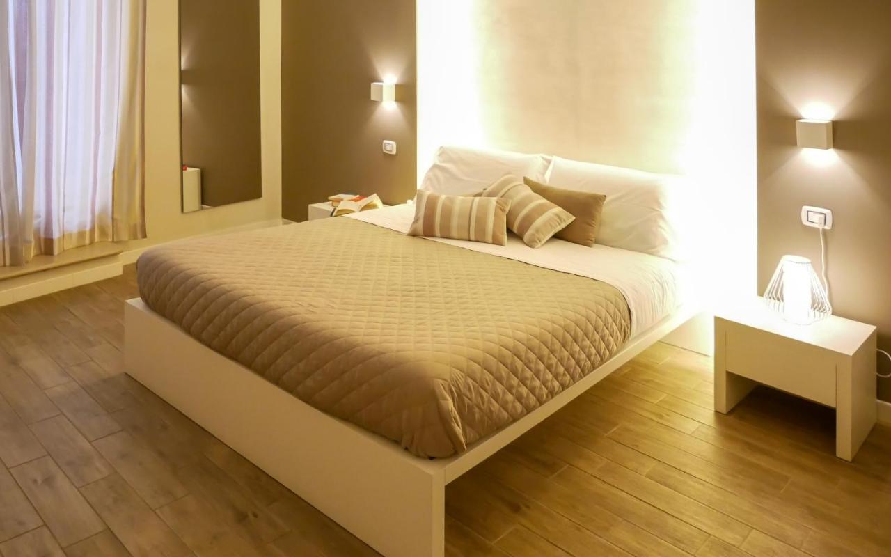 La Banchina Holiday Rooms Trani Eksteriør billede