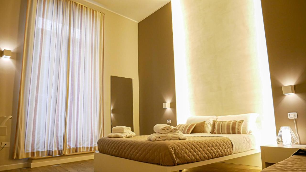 La Banchina Holiday Rooms Trani Eksteriør billede