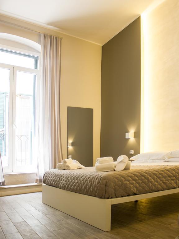 La Banchina Holiday Rooms Trani Eksteriør billede